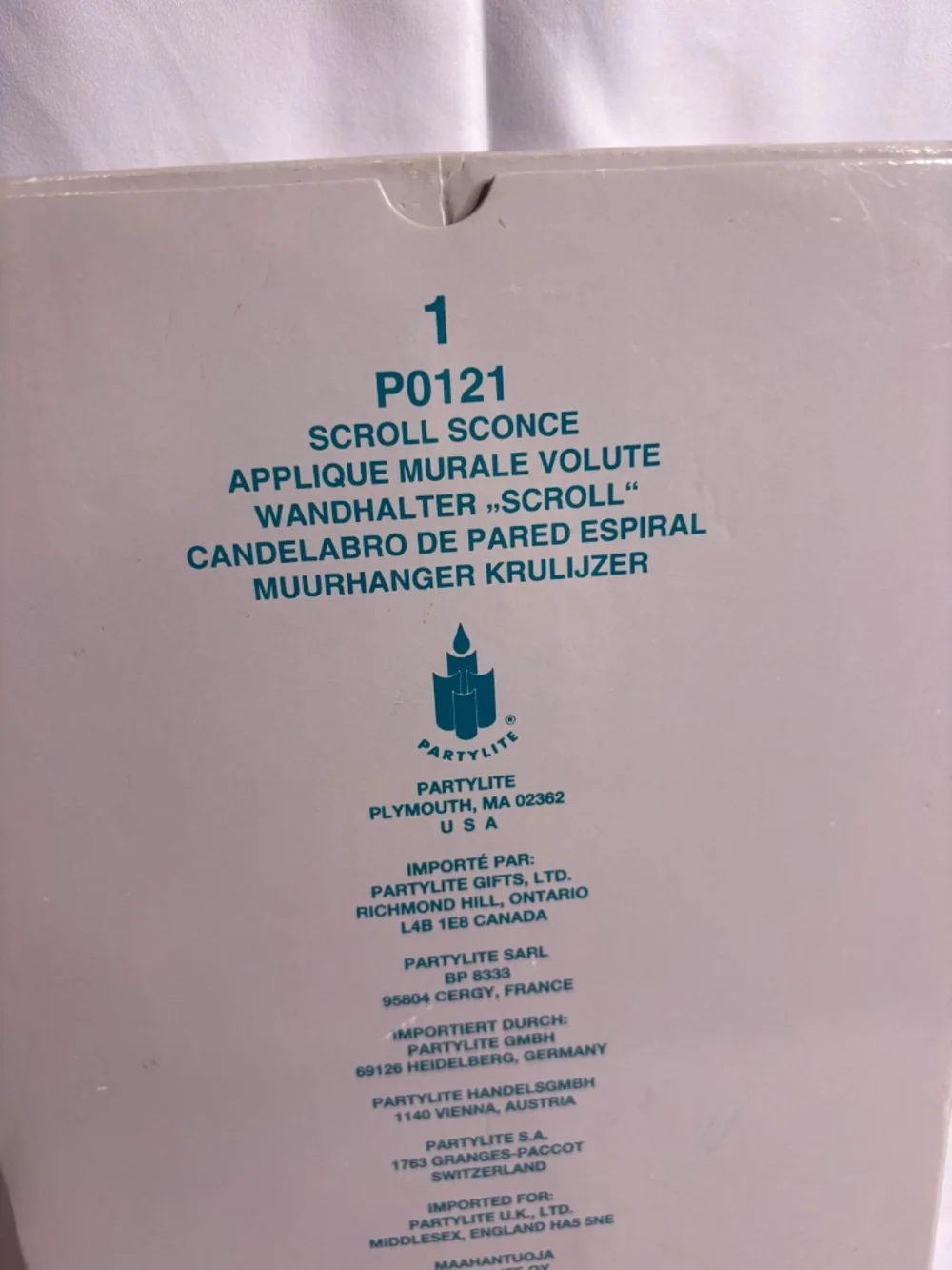 Partylite P0121 Wrought Iron and Frosted Glass Scroll Sconce NEW in Original Box - Picture 9 of 9